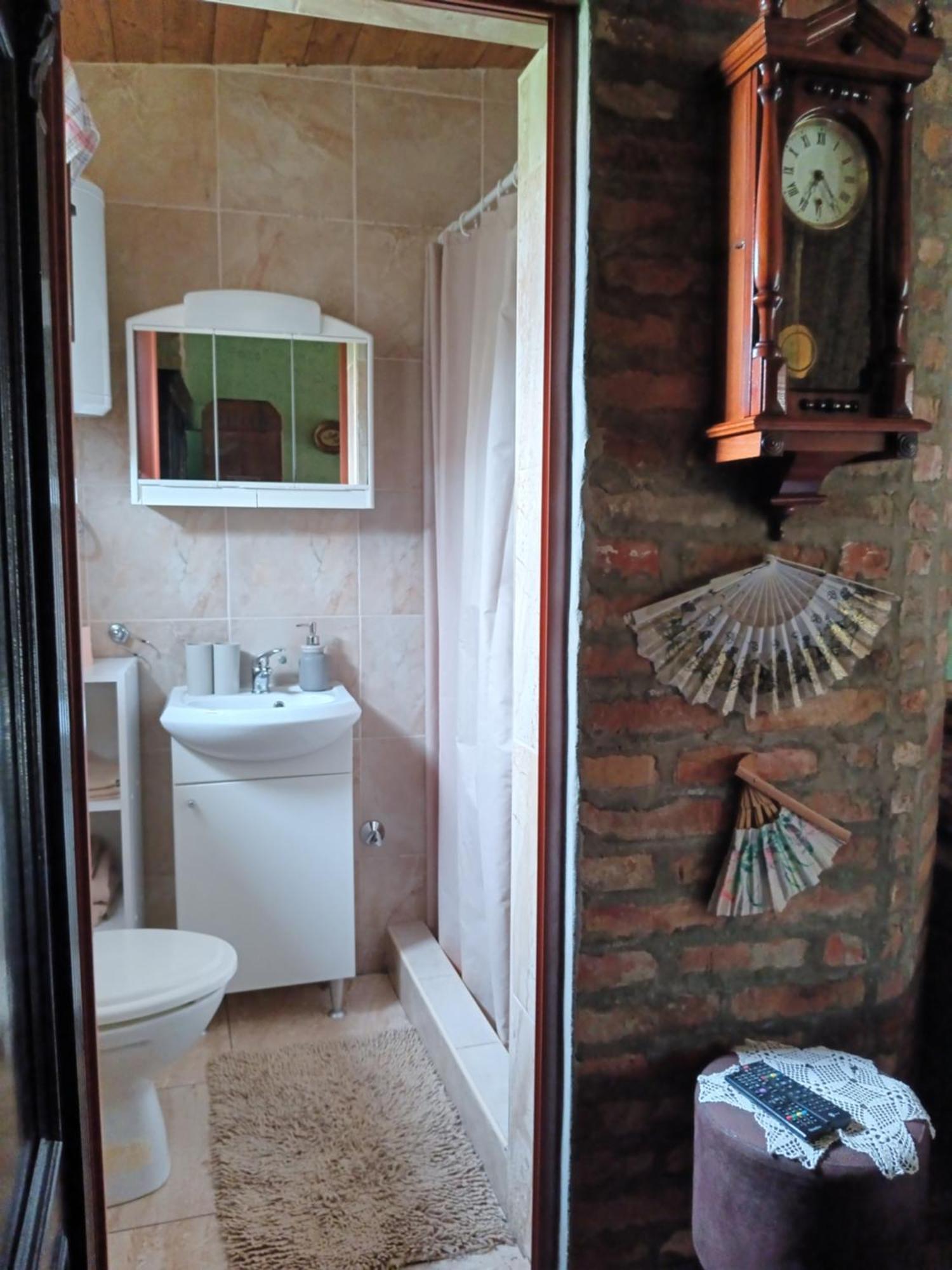 Apartments Bakine Carolije Karanac Экстерьер фото
